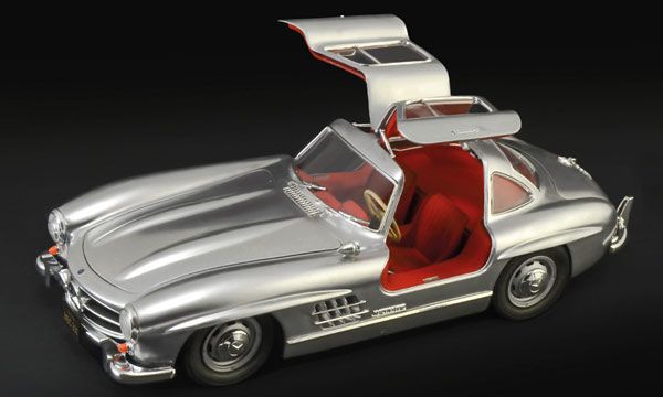 MAQUETTE MERCEDES BENZ 300SL GULL WING I3612