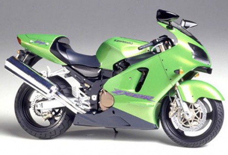 KAWASAKI NINJA ZX 12 R MOTO MAQUETTE TAMIYA 14084 SYRACOM MODELISME ESLETTES ROUEN NORMANDIE