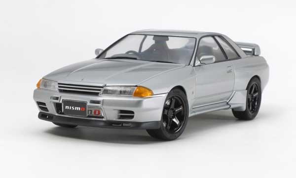 NISSAN SKYLINE GT-R