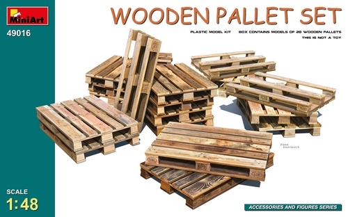 WOODEN PALLET SET 